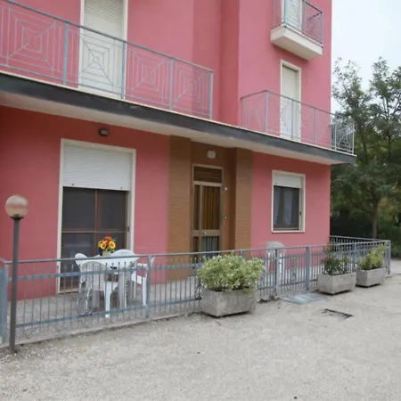 Beautiful Sea View For 12 Guests Apartment