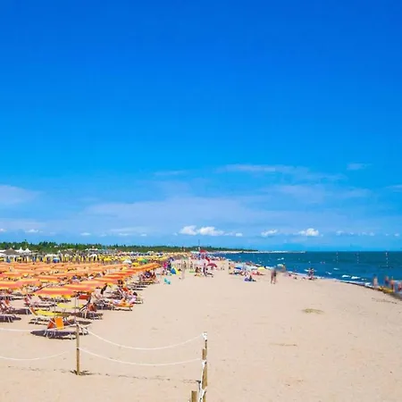 Beautiful Sea View For 12 Guests Apartment Rosolina Mare