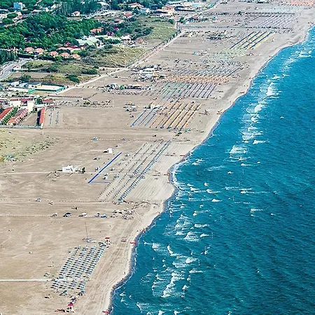 Beautiful Sea View For 12 Guests Rosolina Mare